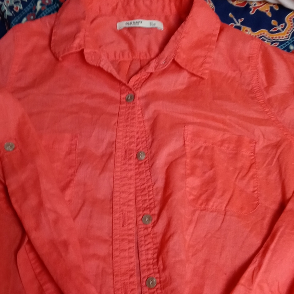 Old Navy blouse with buttons vintage